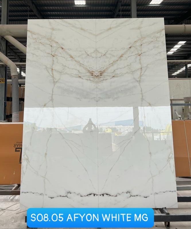 S04.03.Afyon White - 3200x800/1300x15